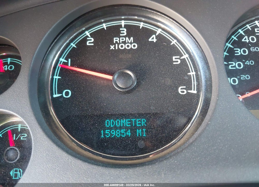 2008 CHEVROLET SUBURBAN 1500 LTZ VIN: 3GNFC16068G165810