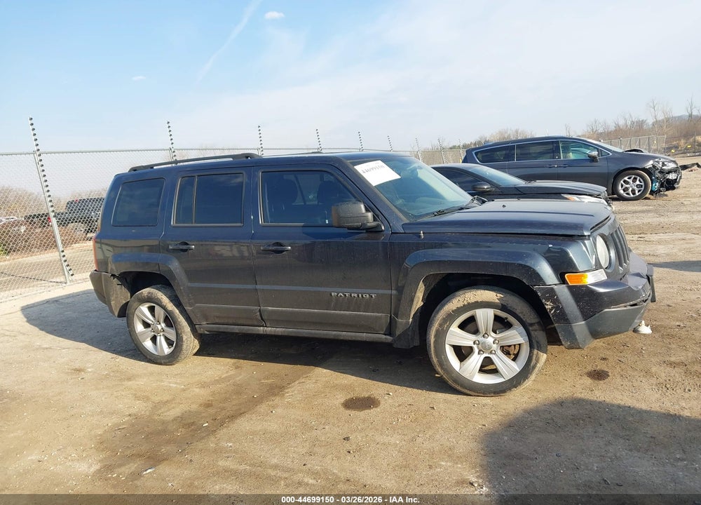 2014 JEEP PATRIOT LATITUDE VIN: 1C4NJPFB7ED905680