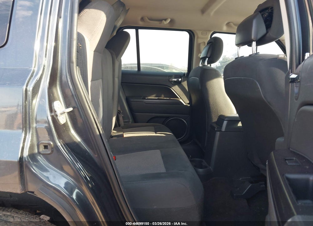 2014 JEEP PATRIOT LATITUDE VIN: 1C4NJPFB7ED905680