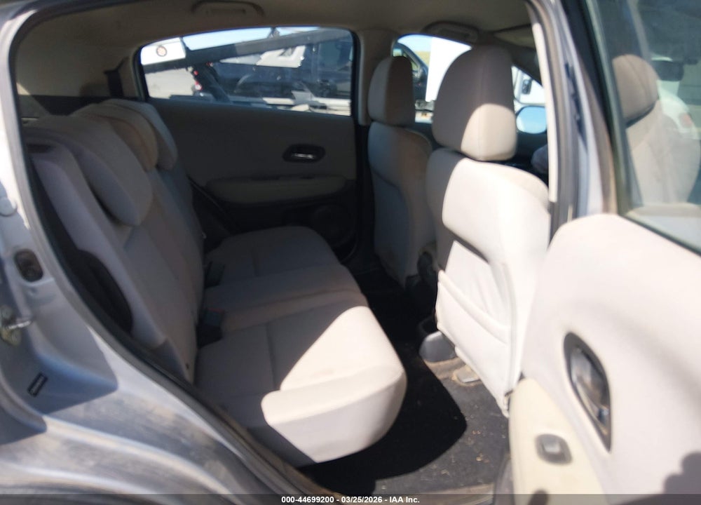 2017 HONDA HR-V LX VIN: 3CZRU5H3XHG704215