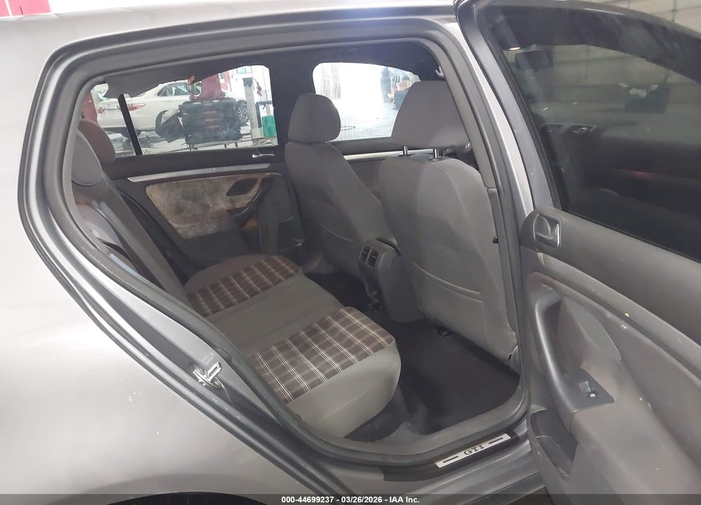 2008 VOLKSWAGEN GTI 4-DOOR VIN: WVWGV71K68W028385
