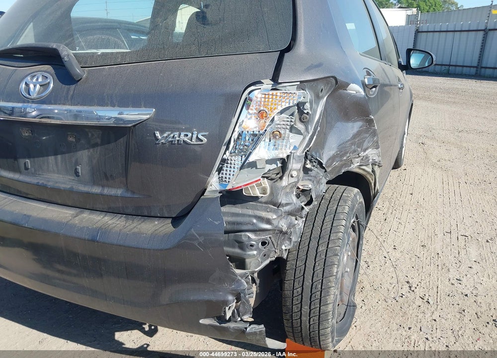 2014 TOYOTA YARIS L (TMMF PLANT) VIN: VNKKTUD39EA005606