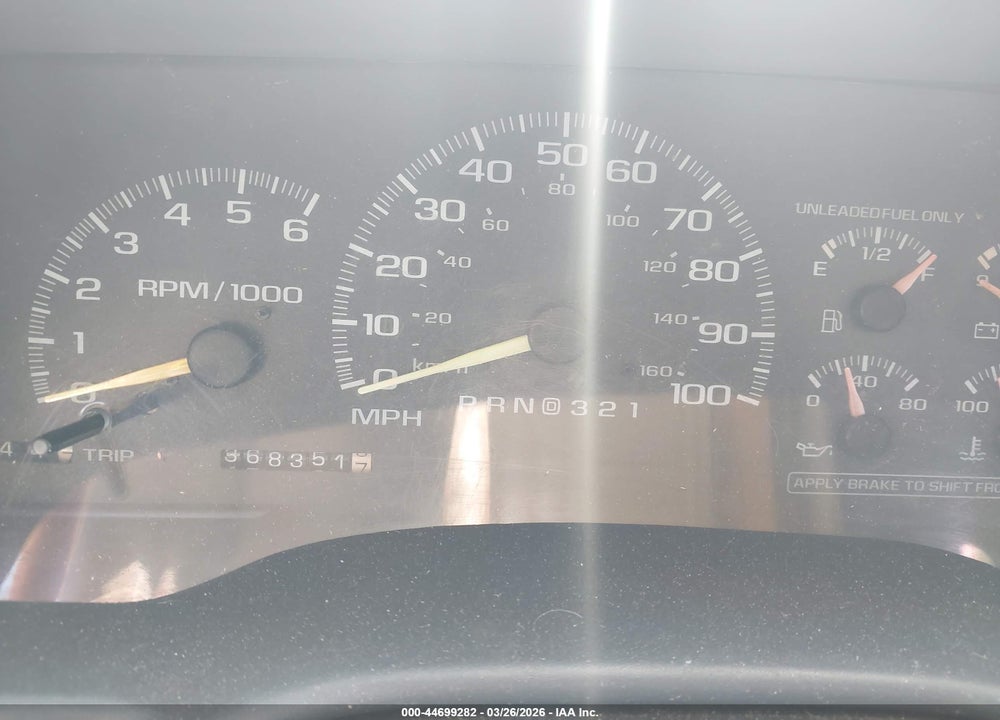1999 CHEVROLET SUBURBAN 1500 VIN: 3GNEC16R4XG139487