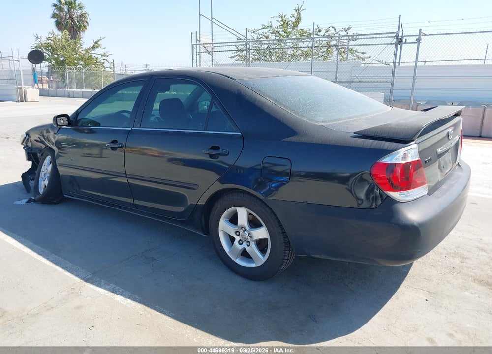 2005 TOYOTA CAMRY SE VIN: 4T1BE32K75U059696