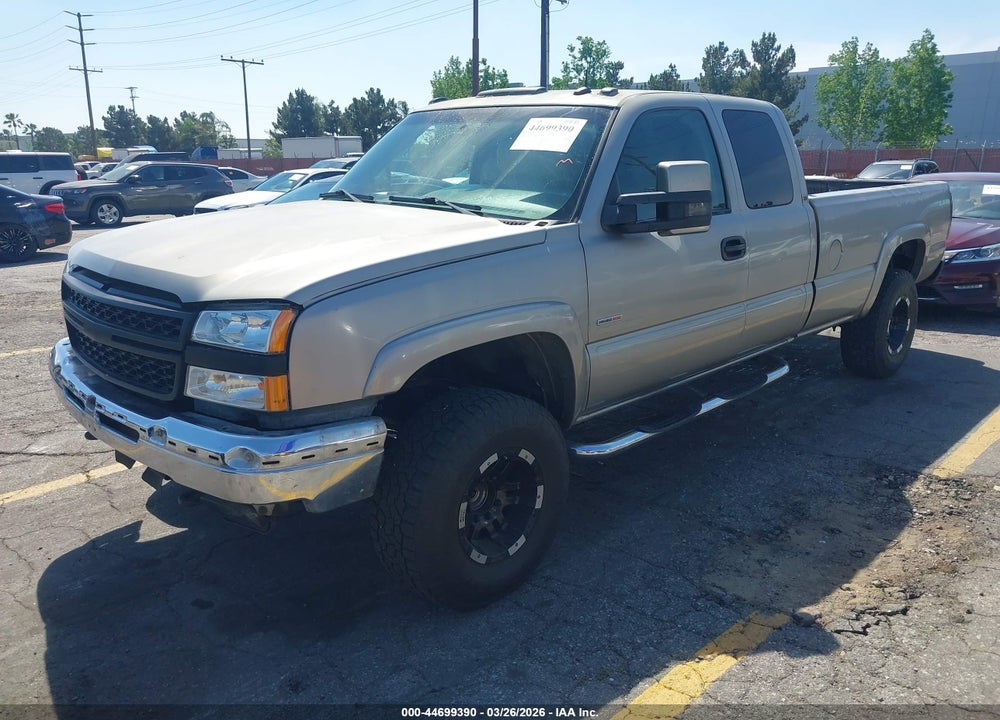 2003 CHEVROLET SILVERADO 2500HD LT VIN: 1GCHC29123E163242