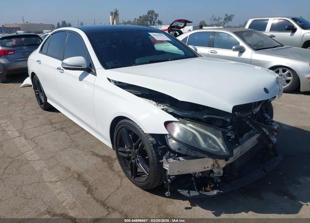 2019 MERCEDES-BENZ E 300 VIN: WDDZF4JB7KA681404