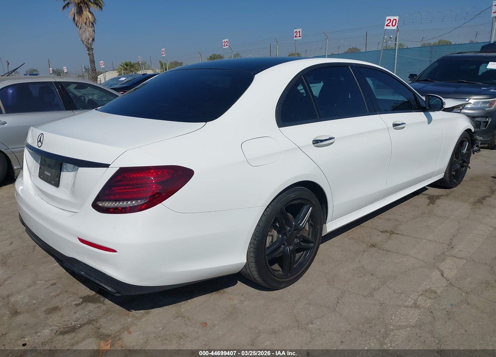 2019 MERCEDES-BENZ E 300 VIN: WDDZF4JB7KA681404