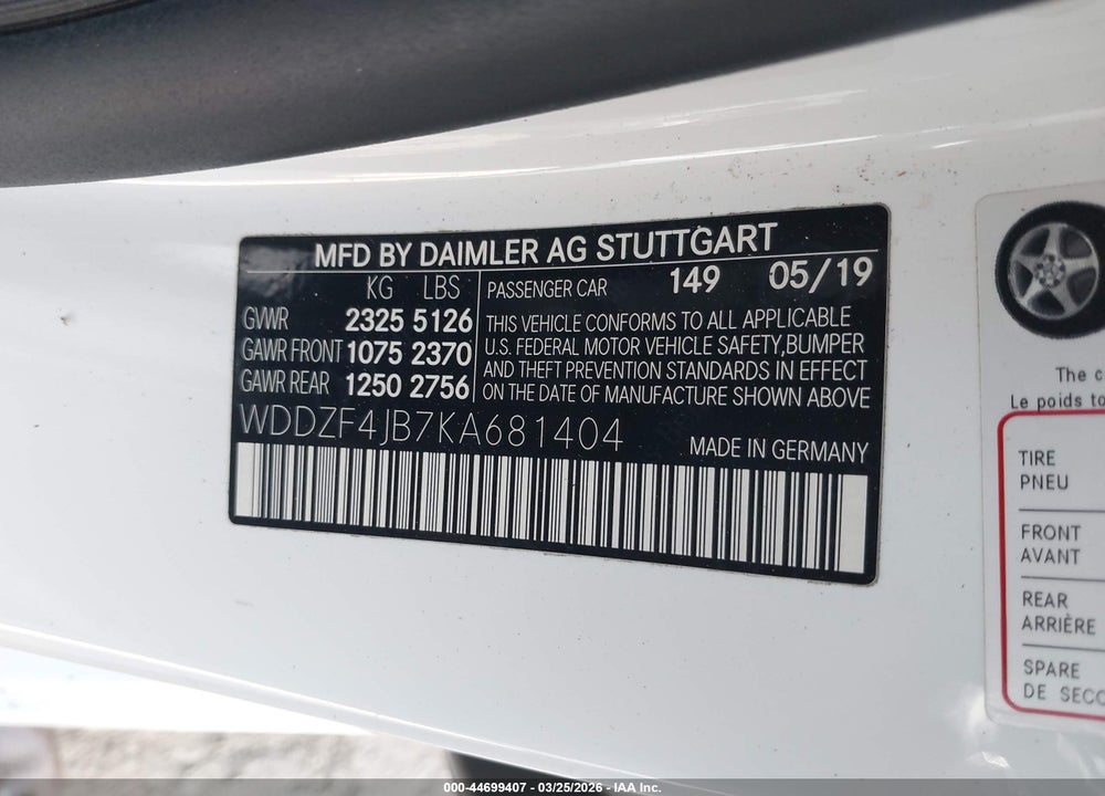 2019 MERCEDES-BENZ E 300 VIN: WDDZF4JB7KA681404