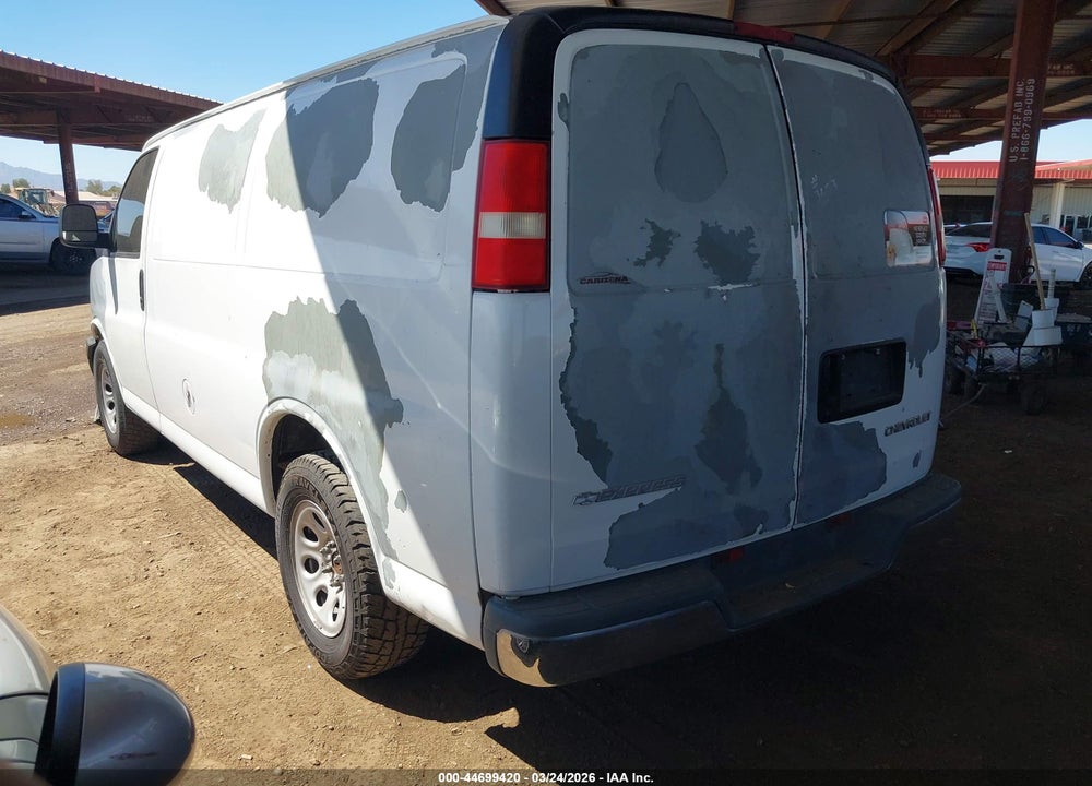 2005 CHEVROLET EXPRESS VIN: 1GCFG15X551194639