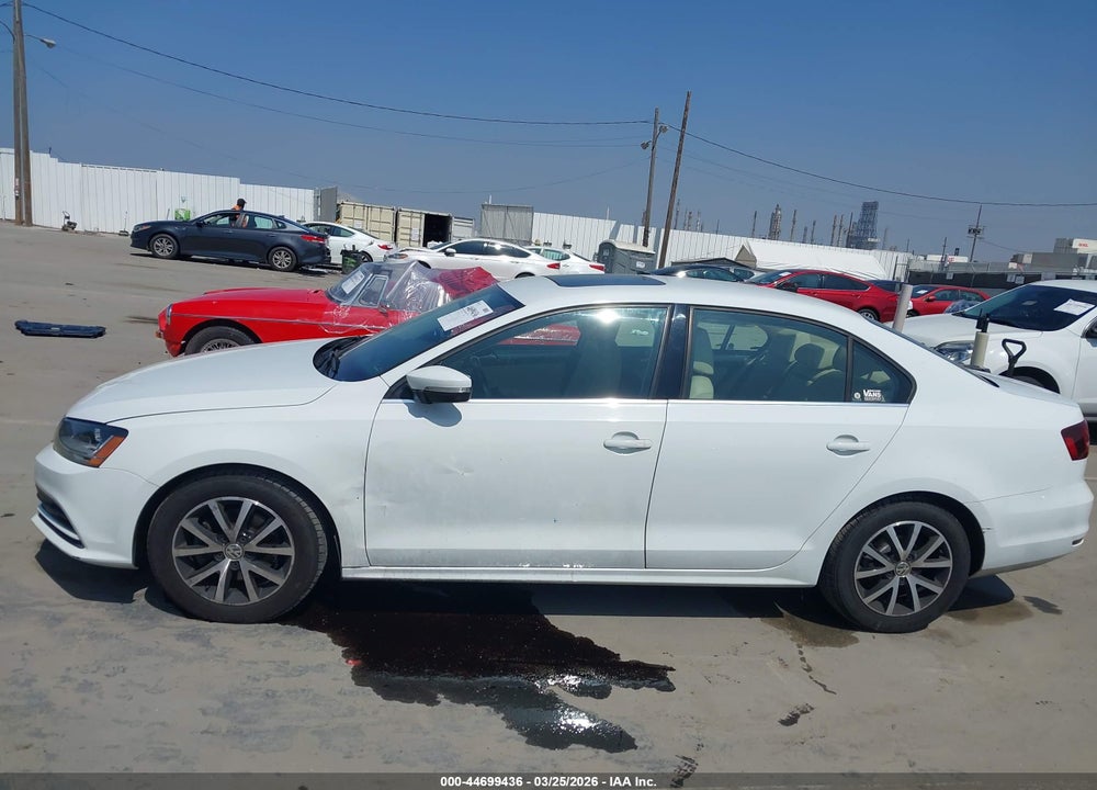 2017 VOLKSWAGEN JETTA 1.4T SE VIN: 3VWDB7AJ1HM257086