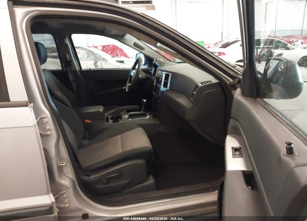2008 JEEP GRAND CHEROKEE LAREDO VIN: 1J8GR48K08C187177