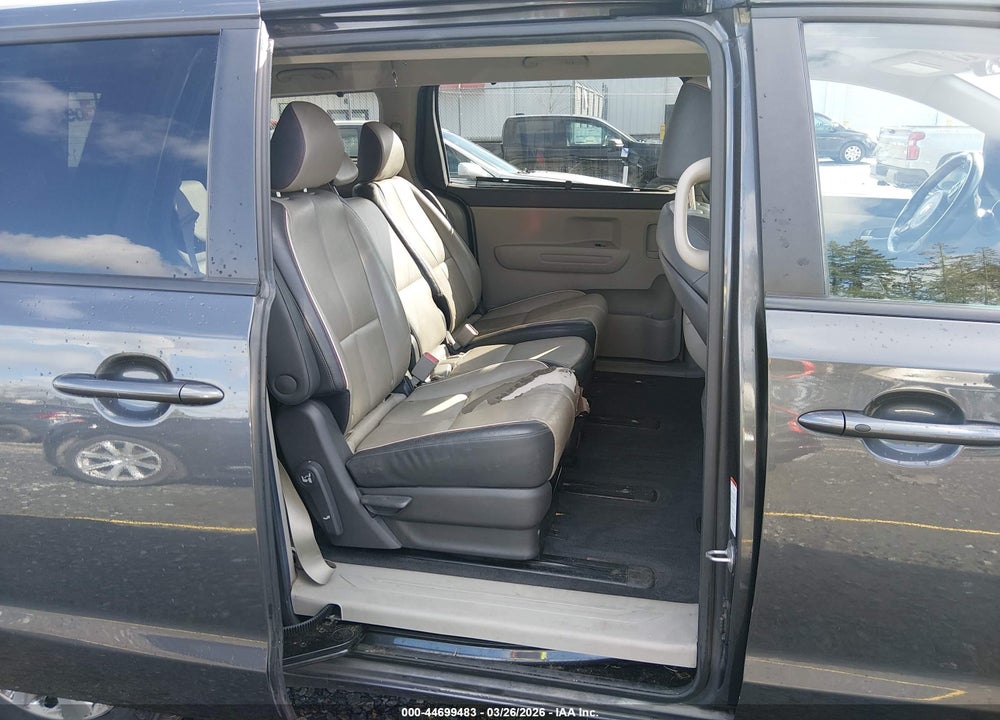 2017 KIA SEDONA LX VIN: KNDMB5C16H6324494