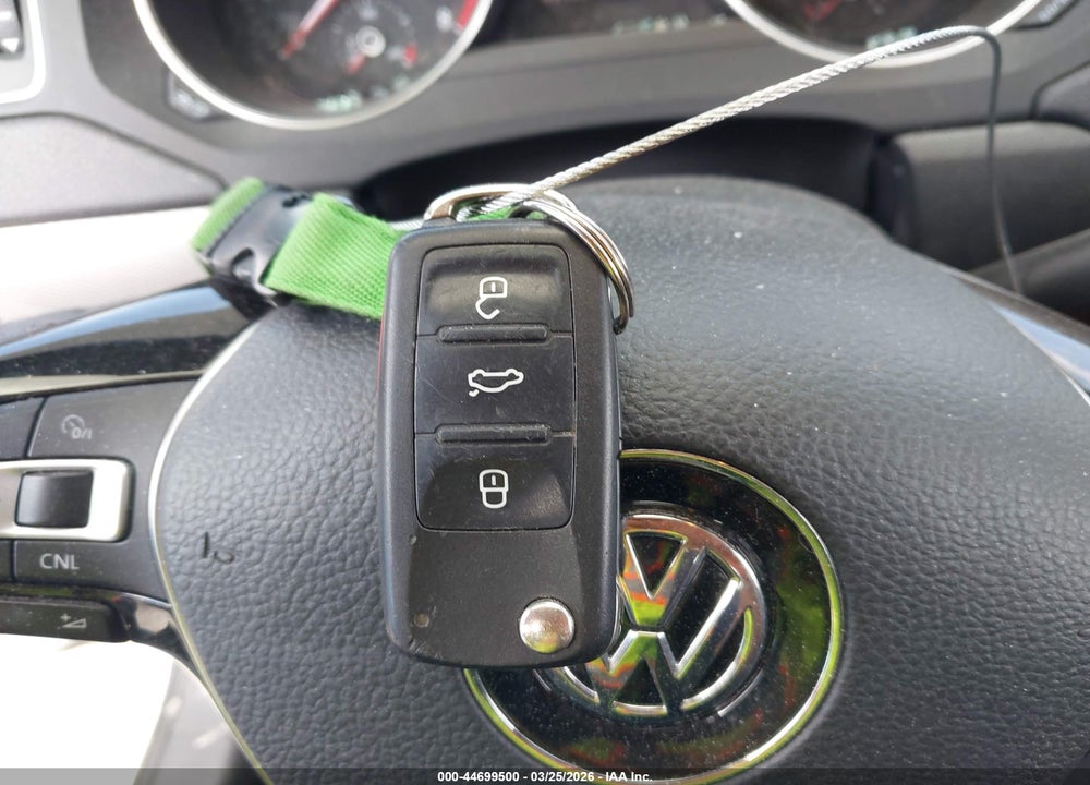 2017 VOLKSWAGEN JETTA 1.4T SE VIN: 3VWDB7AJ4HM364679