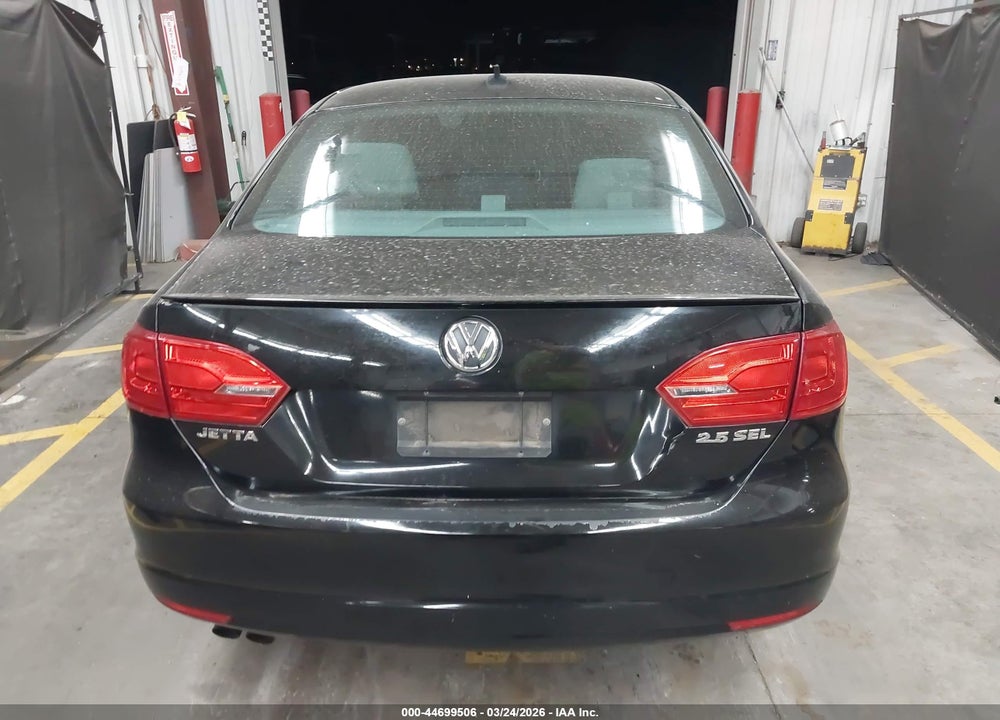 2012 VOLKSWAGEN JETTA 2.5L SEL PREMIUM VIN: 3VWLP7AJ9CM424395