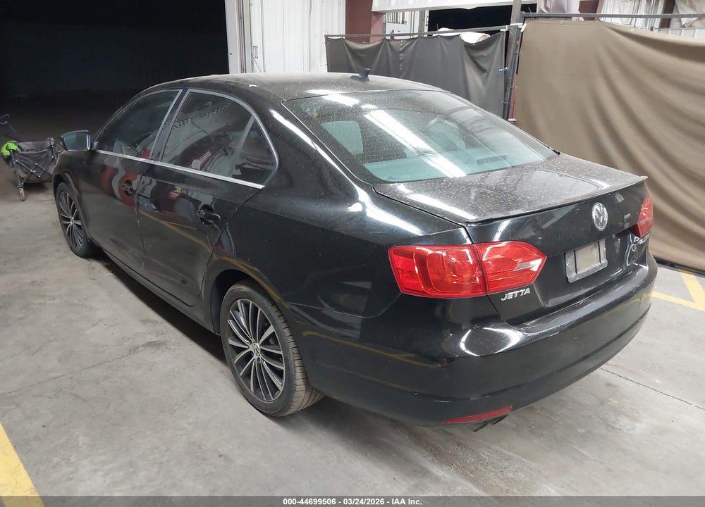 2012 VOLKSWAGEN JETTA 2.5L SEL PREMIUM VIN: 3VWLP7AJ9CM424395