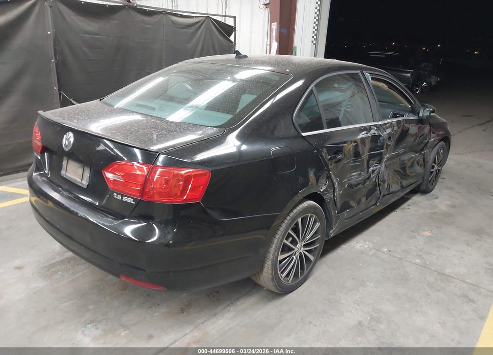 2012 VOLKSWAGEN JETTA 2.5L SEL PREMIUM VIN: 3VWLP7AJ9CM424395