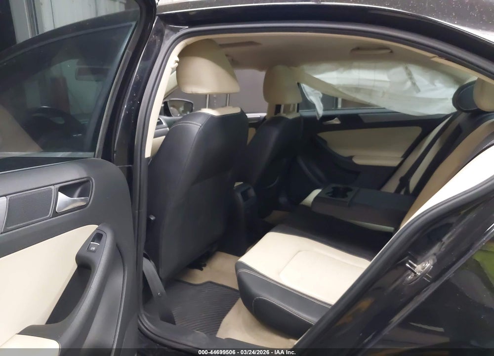 2012 VOLKSWAGEN JETTA 2.5L SEL PREMIUM VIN: 3VWLP7AJ9CM424395