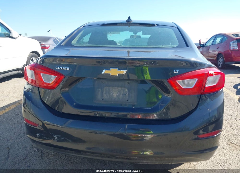 2017 CHEVROLET CRUZE LT AUTO VIN: 1G1BE5SM8H7164115
