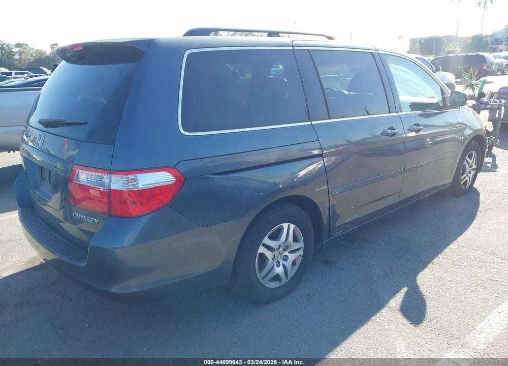 2005 HONDA ODYSSEY EX-L VIN: 5FNRL38655B036042