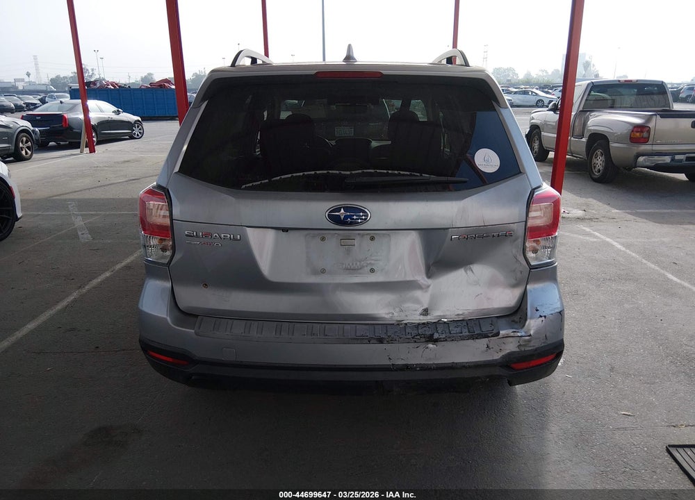 2018 SUBARU FORESTER 2.5I PREMIUM VIN: JF2SJAGC8JH435395