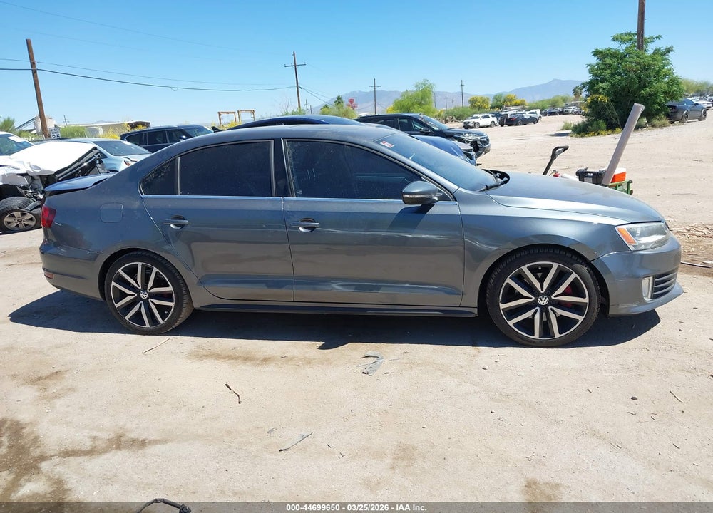 2014 VOLKSWAGEN JETTA GLI AUTOBAHN VIN: 3VW4T7AJ5EM366966