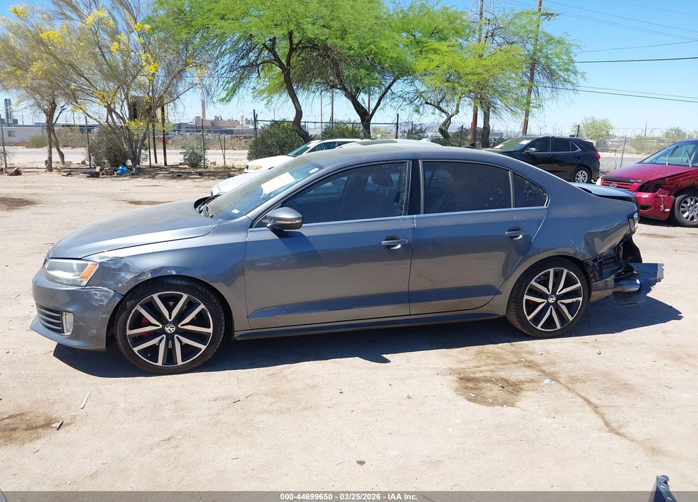 2014 VOLKSWAGEN JETTA GLI AUTOBAHN VIN: 3VW4T7AJ5EM366966