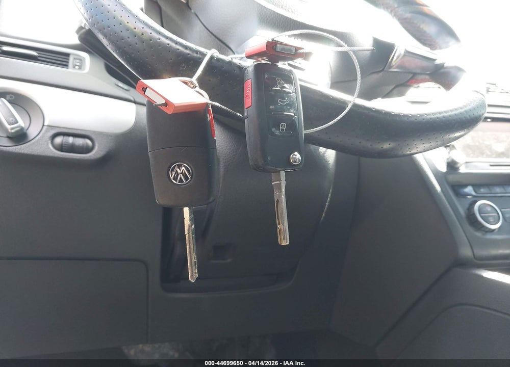 2014 VOLKSWAGEN JETTA GLI AUTOBAHN VIN: 3VW4T7AJ5EM366966