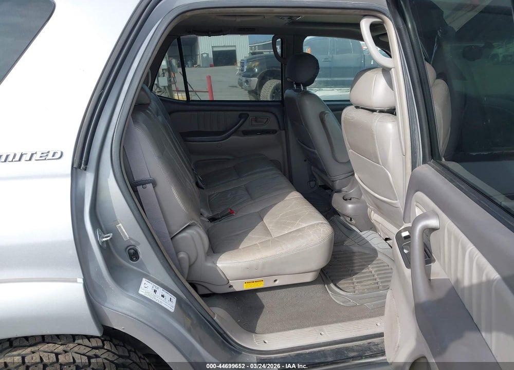 2004 TOYOTA SEQUOIA LIMITED V8 VIN: 5TDBT48A34S218988