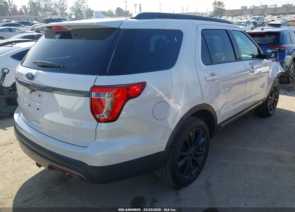 2017 FORD EXPLORER XLT VIN: 1FM5K7D83HGD90633