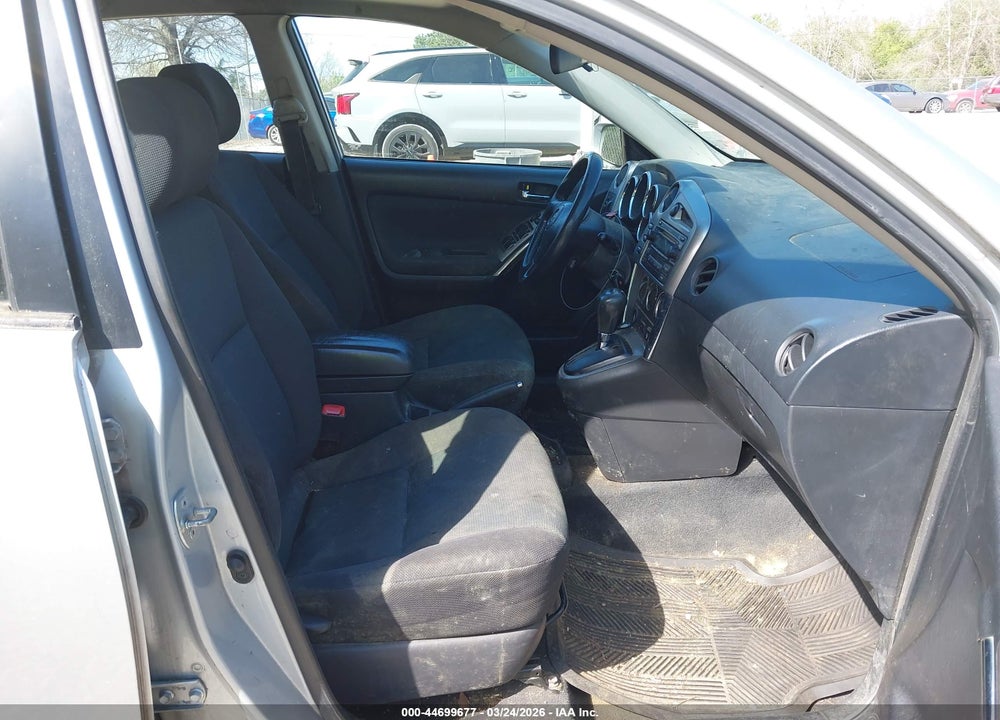 2008 TOYOTA MATRIX XR VIN: 2T1KR32E38C704025