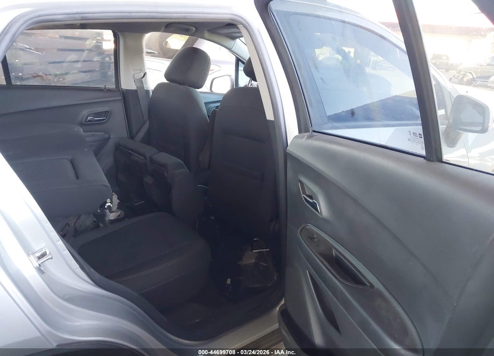 2022 CHEVROLET TRAX FWD LS VIN: KL7CJKSM4NB539199