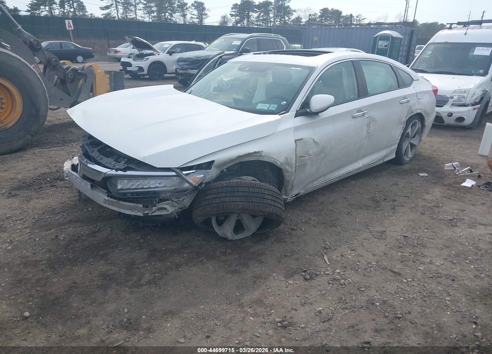 2018 HONDA ACCORD TOURING 2.0T VIN: 1HGCV2F99JA049565