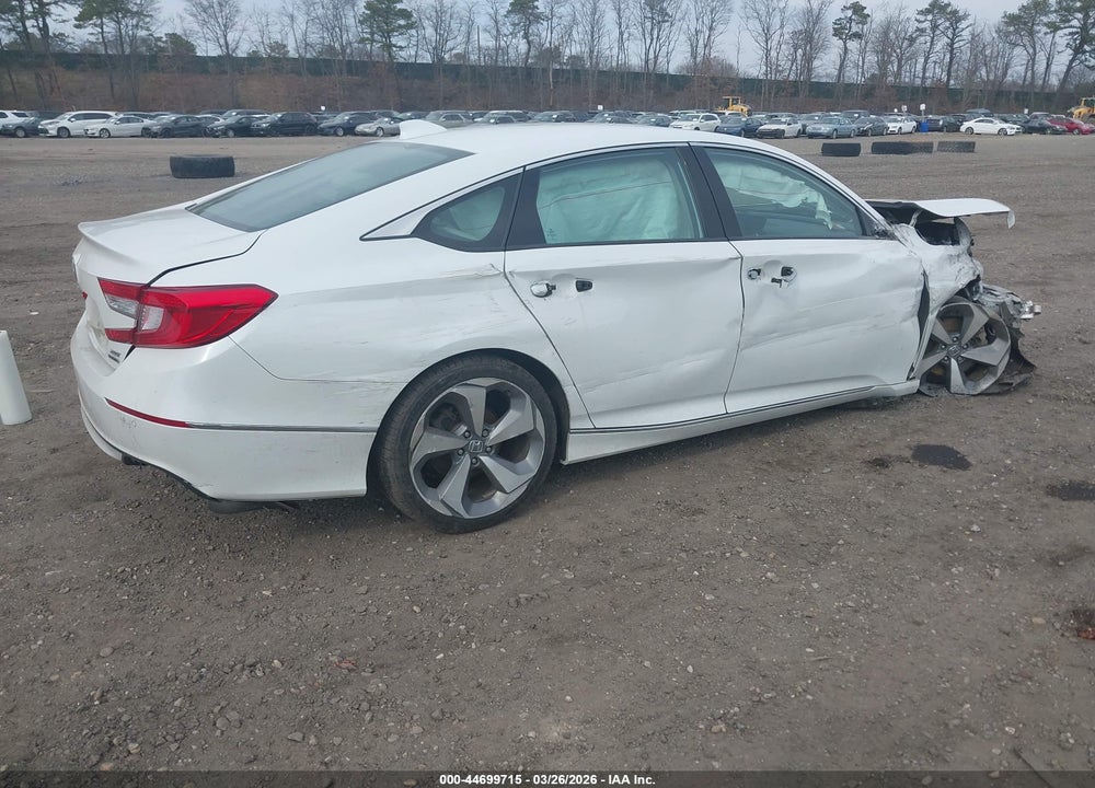 2018 HONDA ACCORD TOURING 2.0T VIN: 1HGCV2F99JA049565