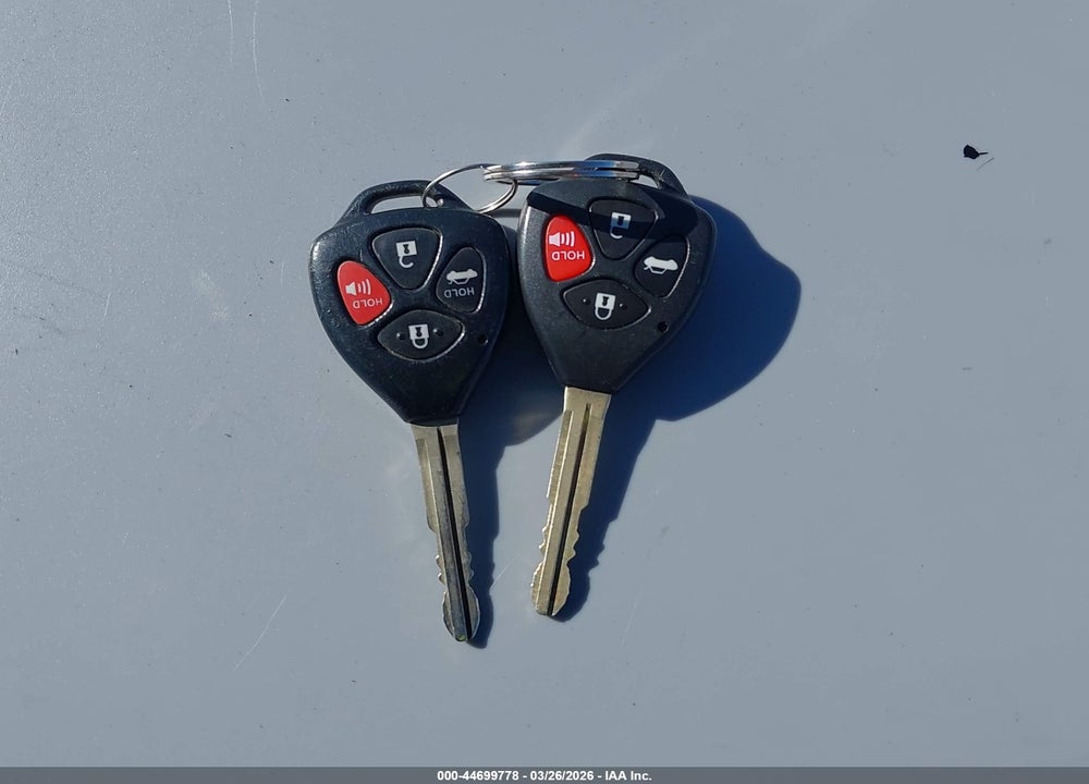 2013 TOYOTA COROLLA LE VIN: JTDBU4EE8DJ112070