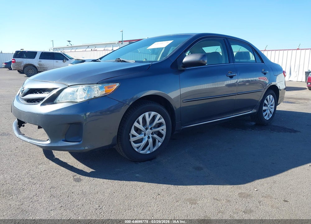 2013 TOYOTA COROLLA LE VIN: JTDBU4EE8DJ112070