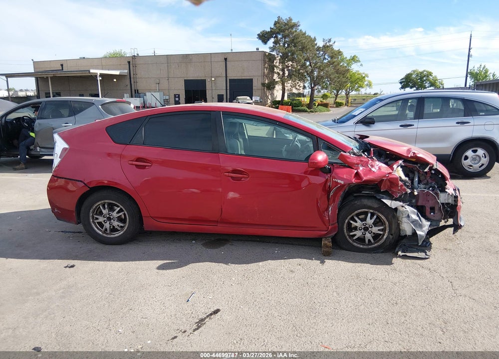 2013 TOYOTA PRIUS TWO VIN: JTDKN3DU8D1648016
