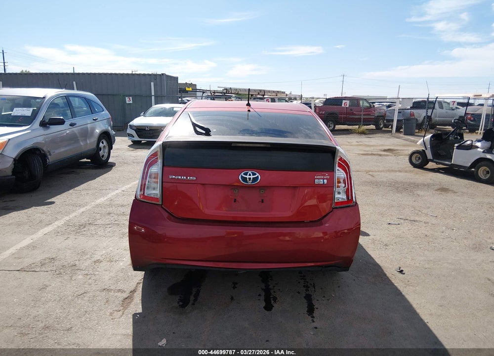 2013 TOYOTA PRIUS TWO VIN: JTDKN3DU8D1648016