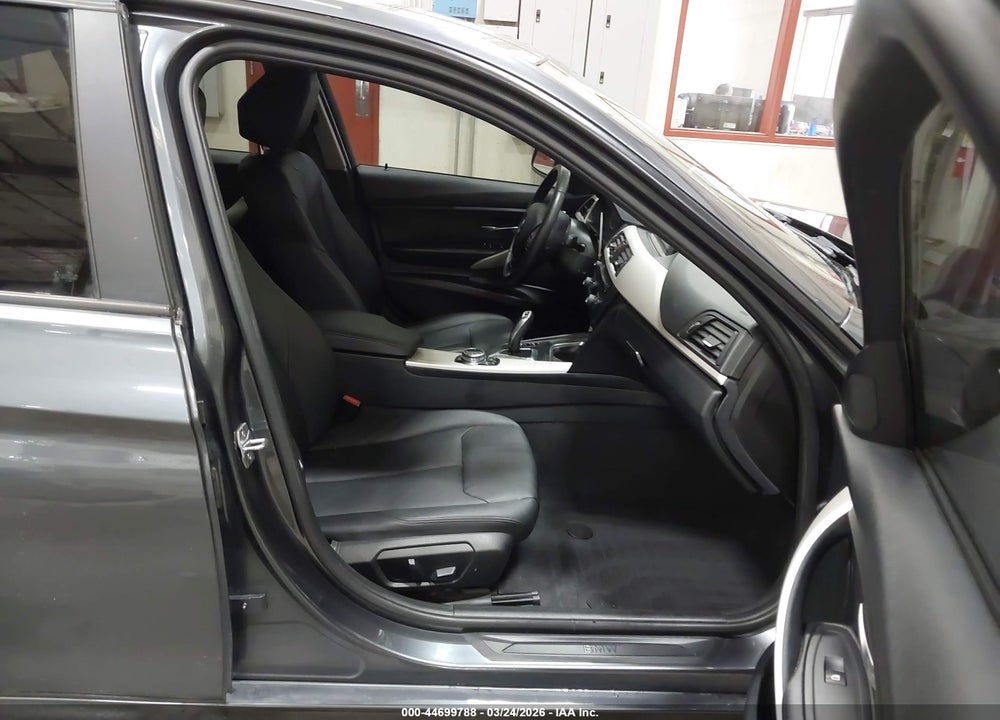 2014 BMW 320I XDRIVE VIN: WBA3C3C54EP660714