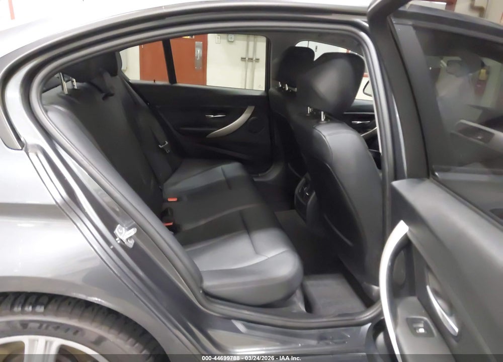 2014 BMW 320I XDRIVE VIN: WBA3C3C54EP660714