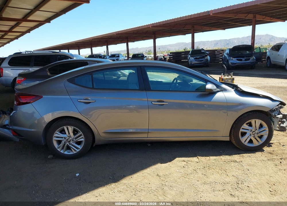 2019 HYUNDAI ELANTRA SEL VIN: 5NPD84LF1KH446438
