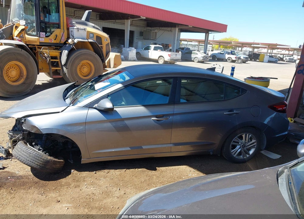 2019 HYUNDAI ELANTRA SEL VIN: 5NPD84LF1KH446438