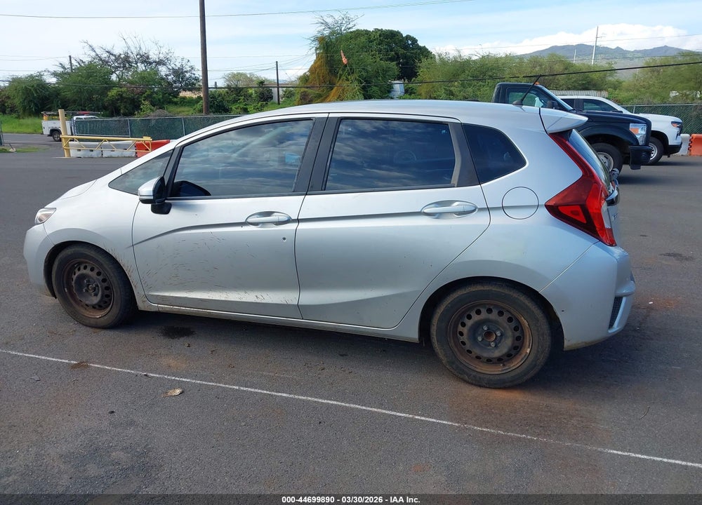 2015 HONDA FIT LX VIN: 3HGGK5H50FM719455
