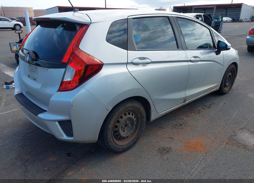 2015 HONDA FIT LX VIN: 3HGGK5H50FM719455