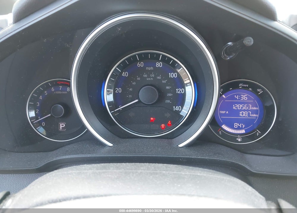 2015 HONDA FIT LX VIN: 3HGGK5H50FM719455