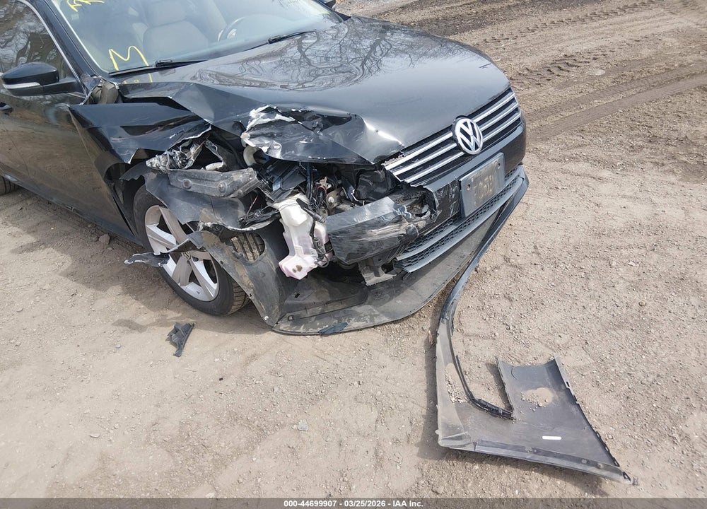 2012 VOLKSWAGEN PASSAT 2.5L SE VIN: 1VWBP7A37CC108539