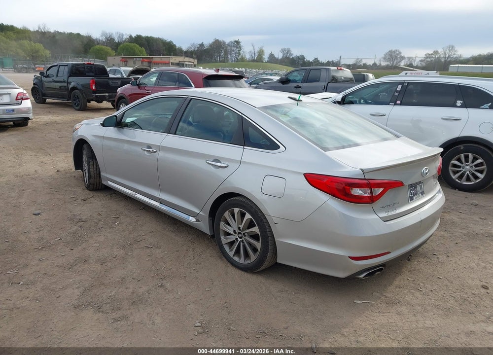 2015 HYUNDAI SONATA SPORT VIN: 5NPE34AF9FH097573