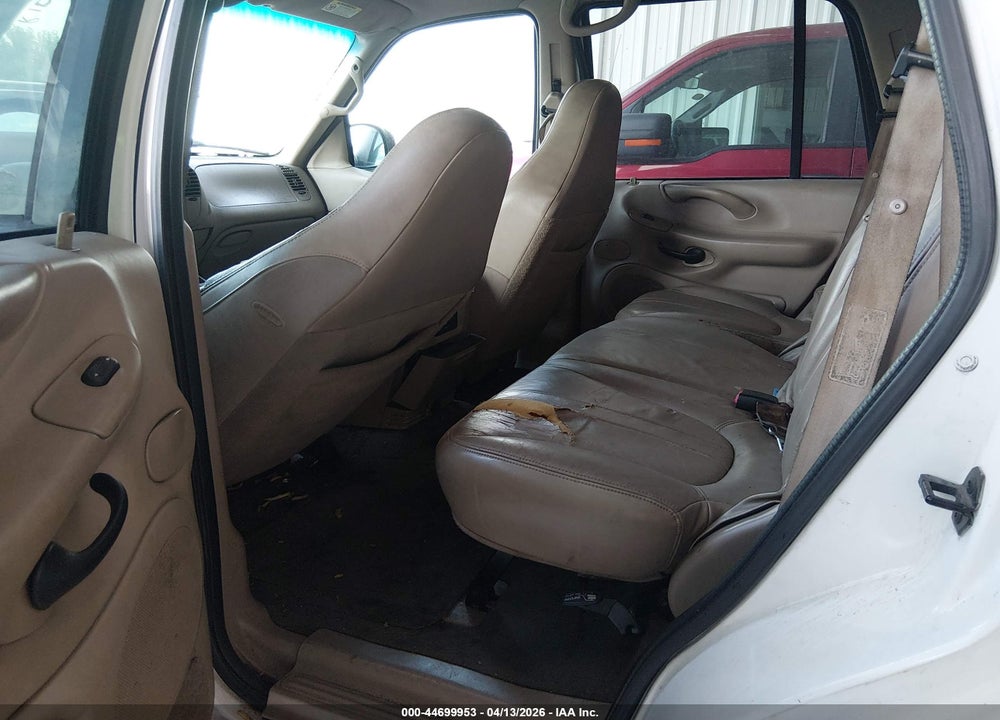 2002 FORD EXPEDITION EDDIE BAUER VIN: 1FMEU17L62LA16622