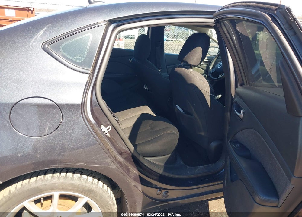 2013 DODGE DART SXT VIN: 1C3CDFBH6DD198898