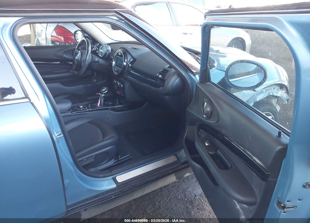 2019 MINI CLUBMAN COOPER VIN: WMWLN5C56K2E34918