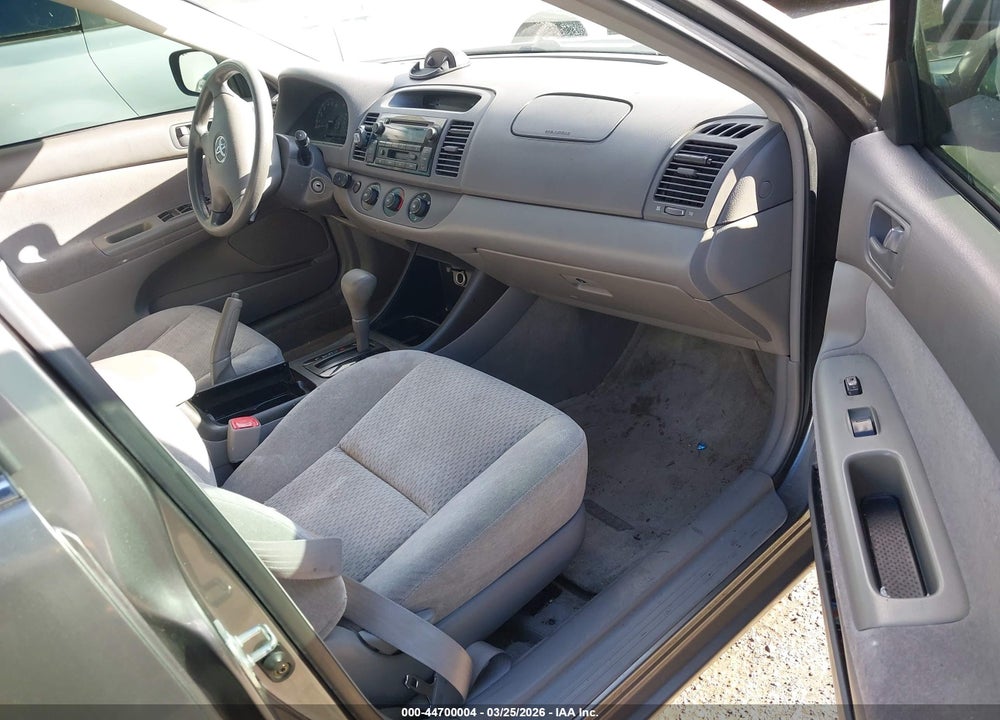 2004 TOYOTA CAMRY LE VIN: 4T1BE32K24U928462